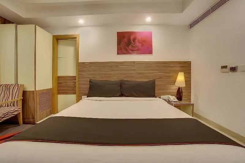 Collection O 185 Nauroji Nagar Marg Hotel Delhi