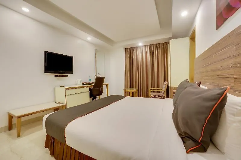 Collection O 185 Nauroji Nagar Marg Hotel Delhi  Delhi (National Capital Territory of India)